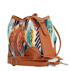 شنطة بتصميم اوراق شجر مرسومة للنساء من كانفا ايجيبت، لون هافانا